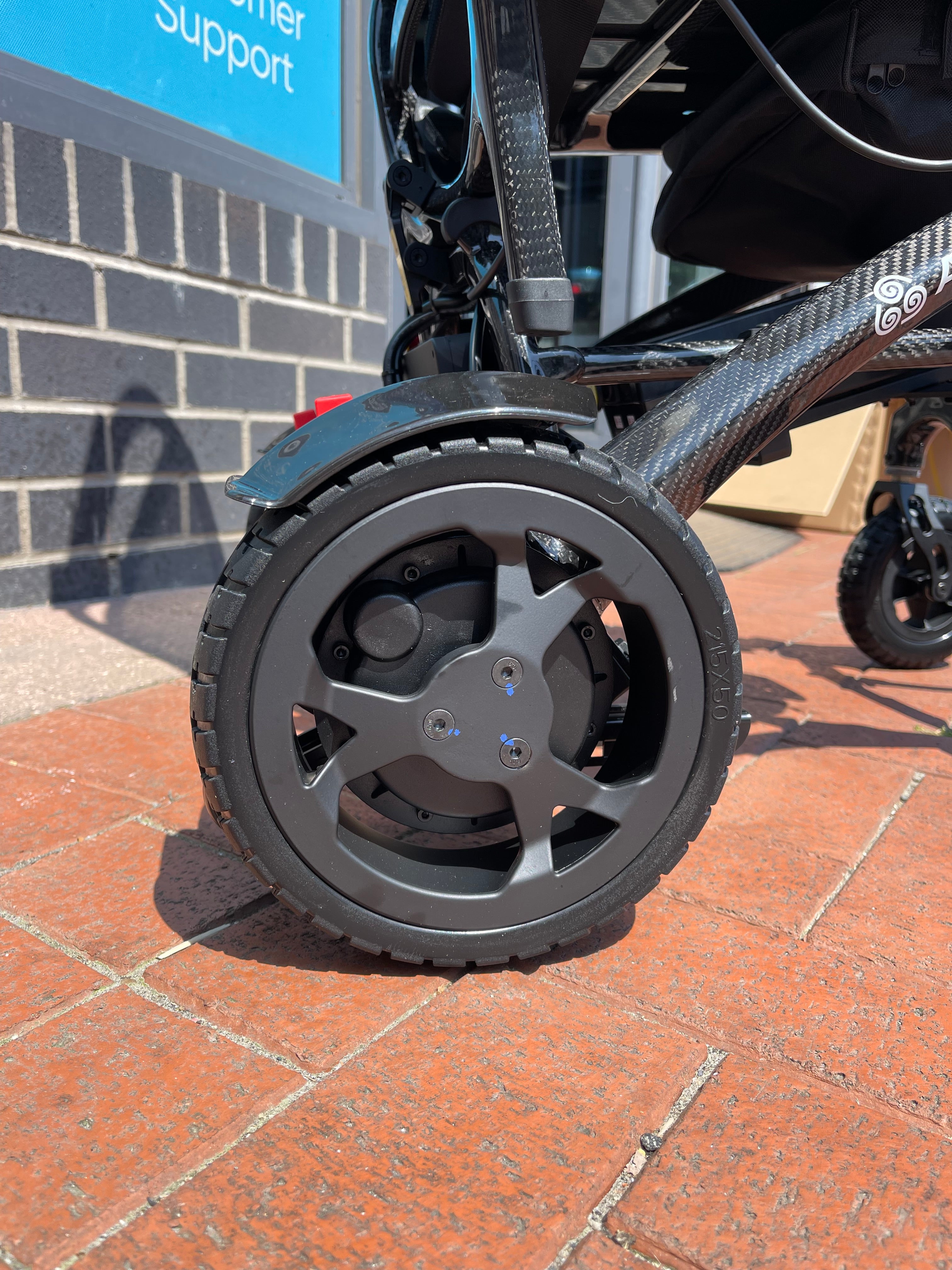 Drive AirFold Mobility Powerchair Carbon Fibre - Humber Mobility Centre
