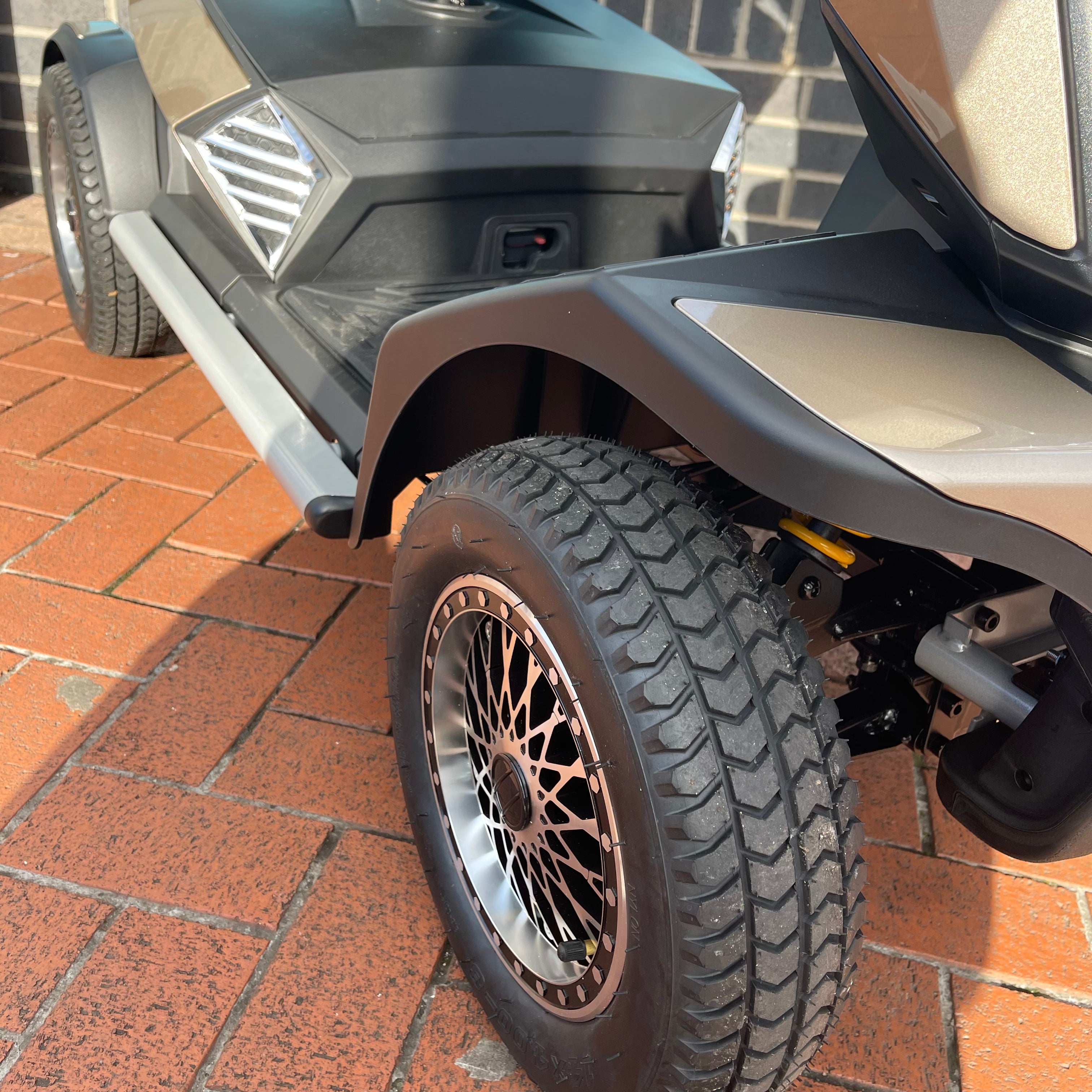 New Monarch Storm 8 mph Mobility Scooter - Humber Mobility Centre