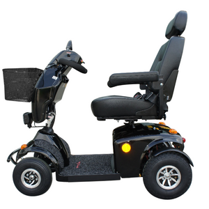 FreeRider Mayfair 8 Deluxe All Terrain Electric Mobility Scooter Black 8mph - Humber Mobility Centre