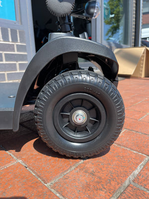HMC 4 Series Elite 420B Boot Mobility Scooter 4mph - Humber Mobility Centre