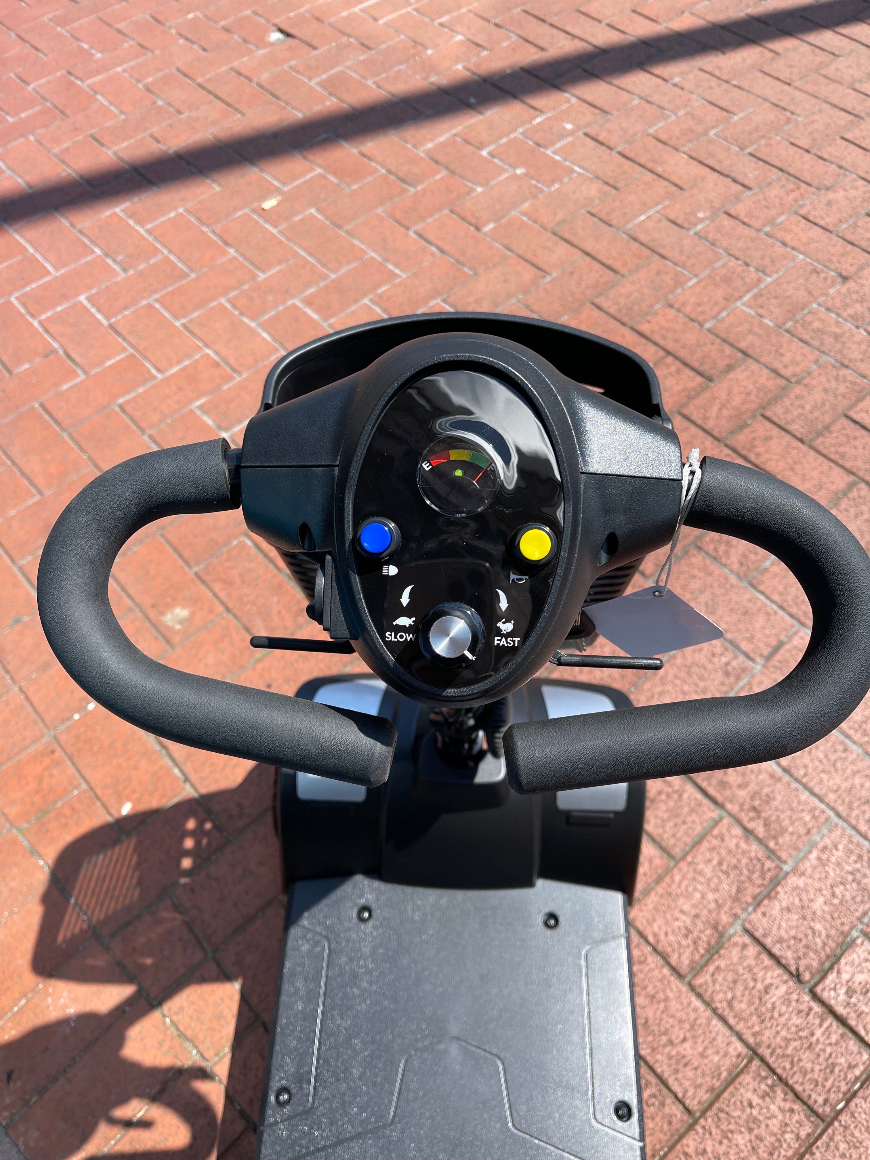 HMC 4 Series Elite 420B Boot Mobility Scooter 4mph - Humber Mobility Centre