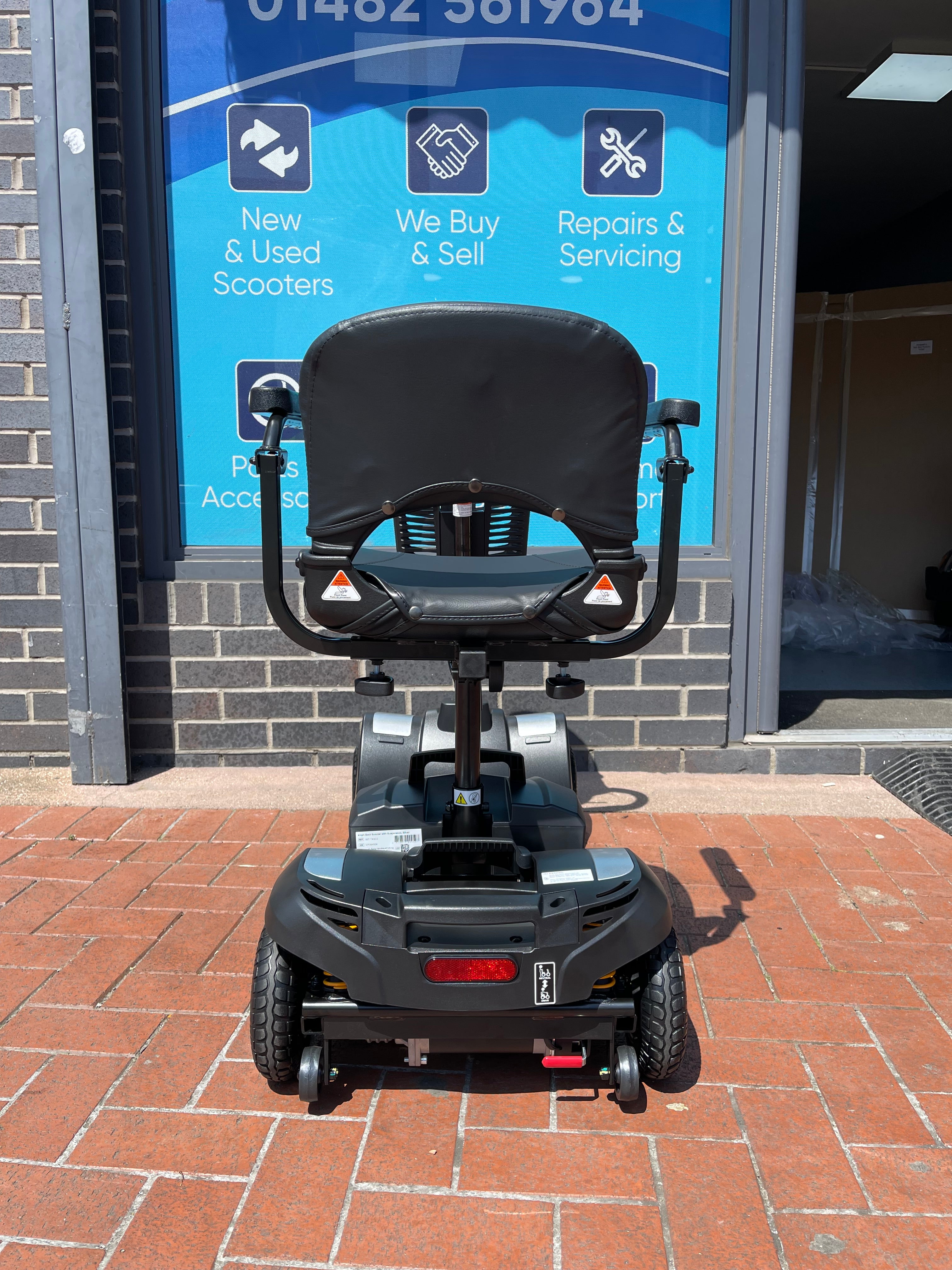 HMC 4 Series Elite 420B Boot Mobility Scooter 4mph - Humber Mobility Centre