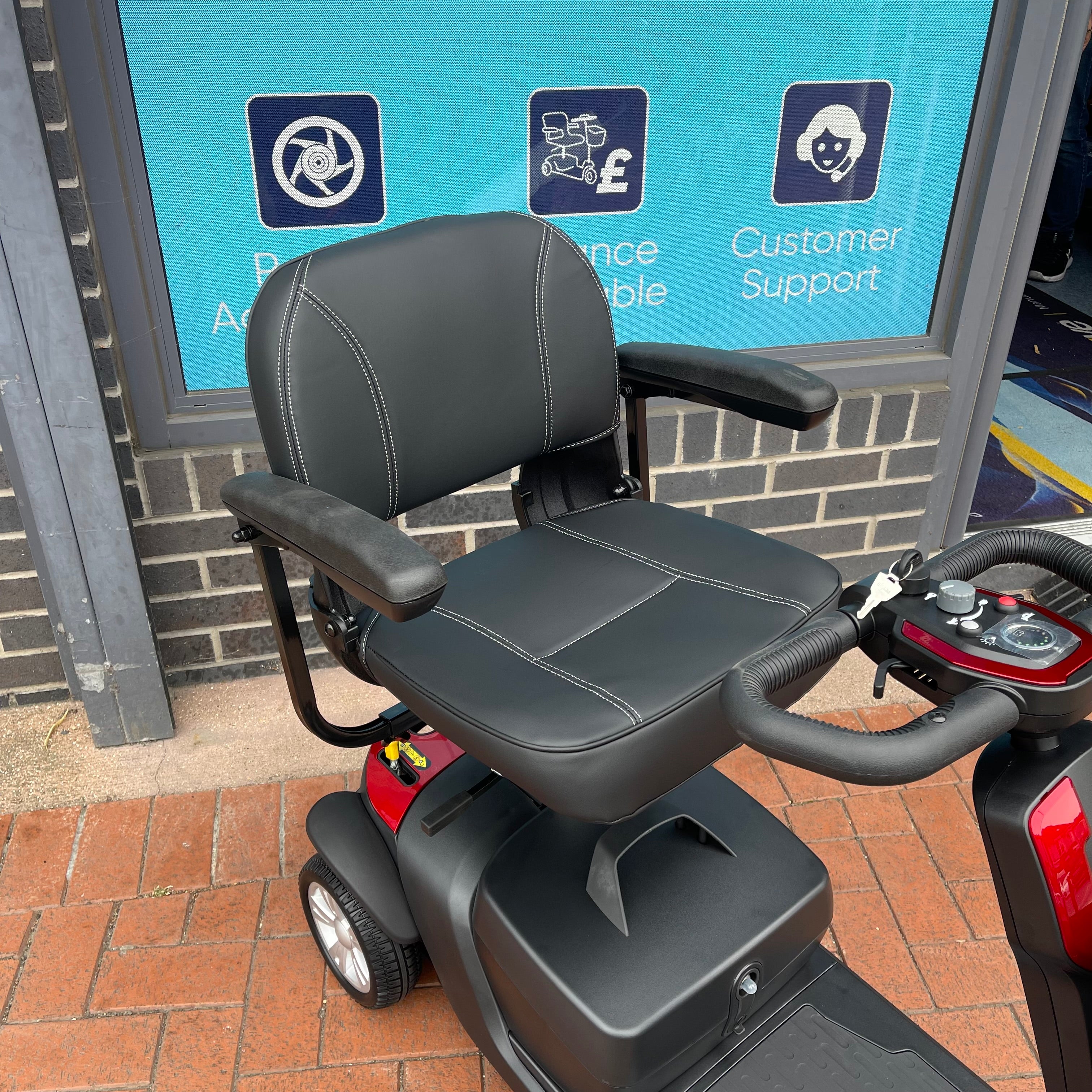 Drive Valiant Boot Mobility Scooter 4mph - Humber Mobility Centre