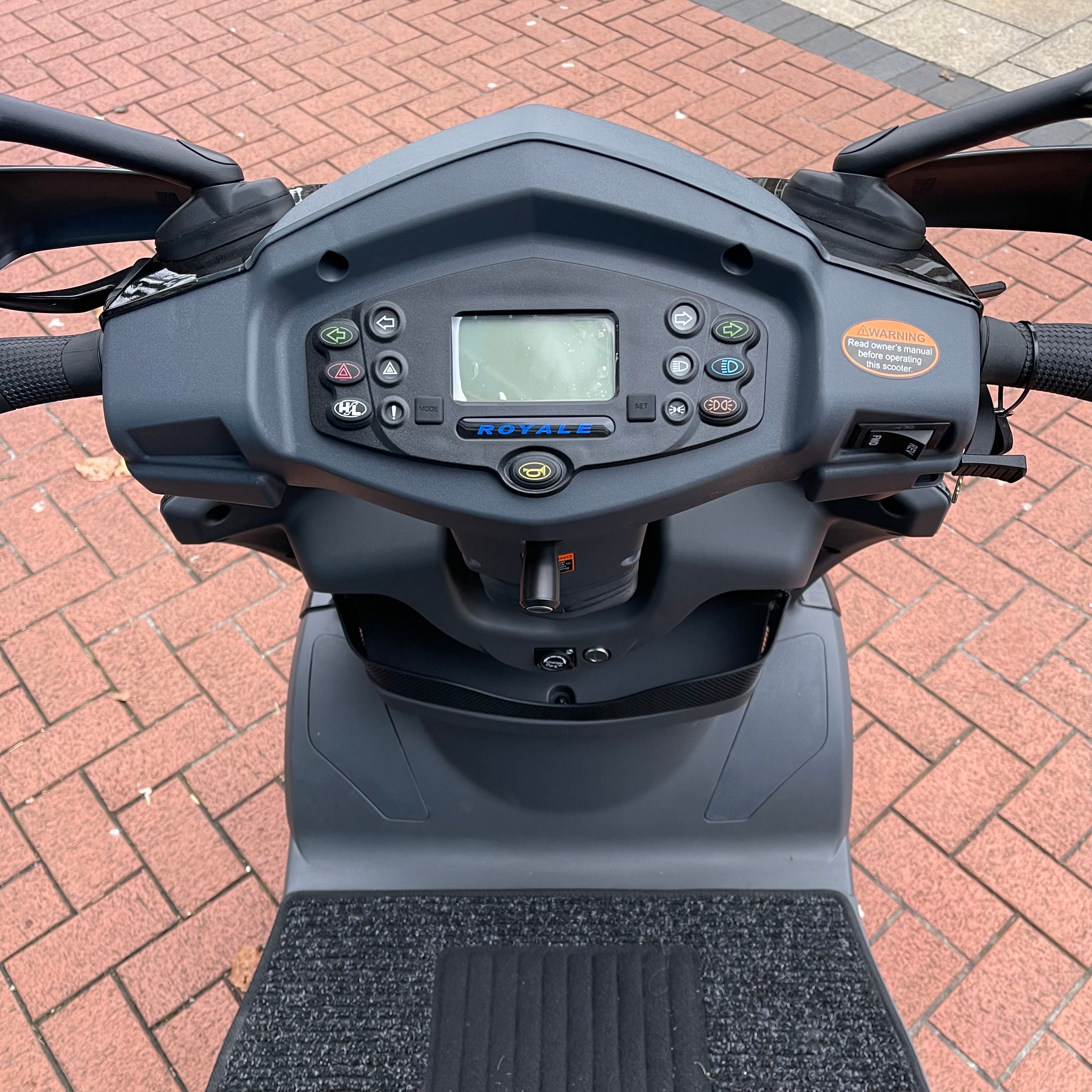 Drive Royale 4 Wheel Mobility Scooter (Black) - Humber Mobility Centre