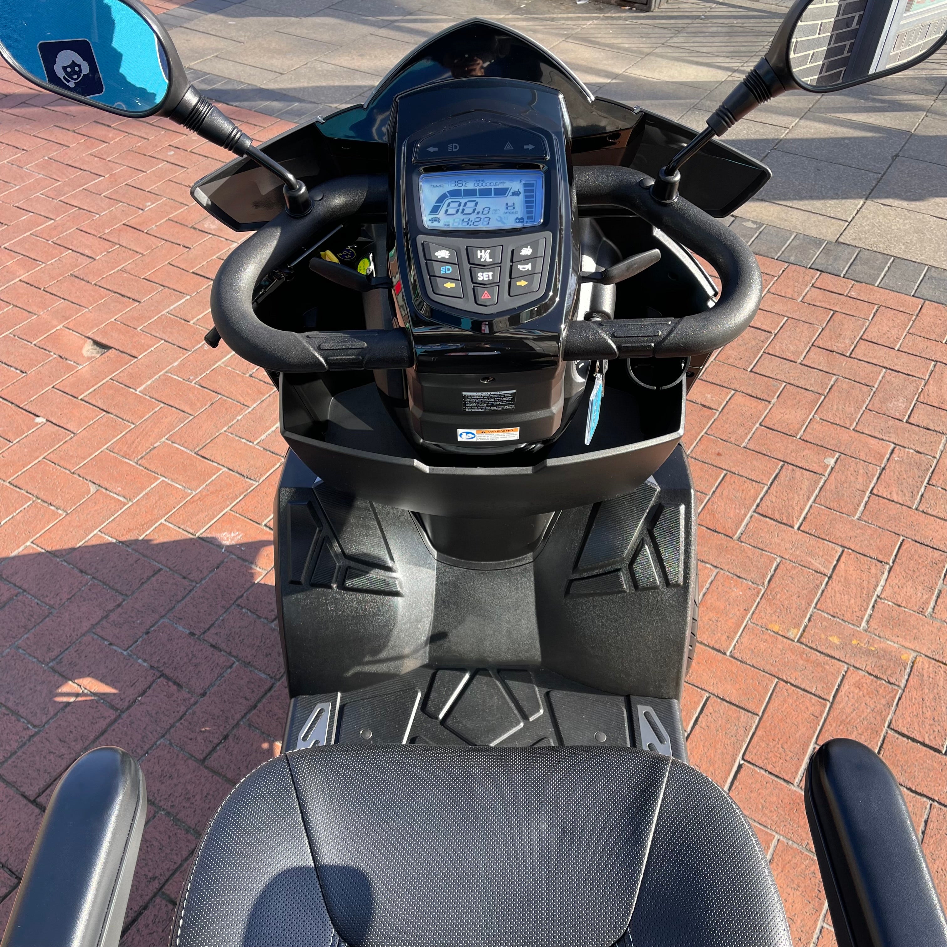 Drive King Cobra Mobility Scooter 8mph - Humber Mobility Centre