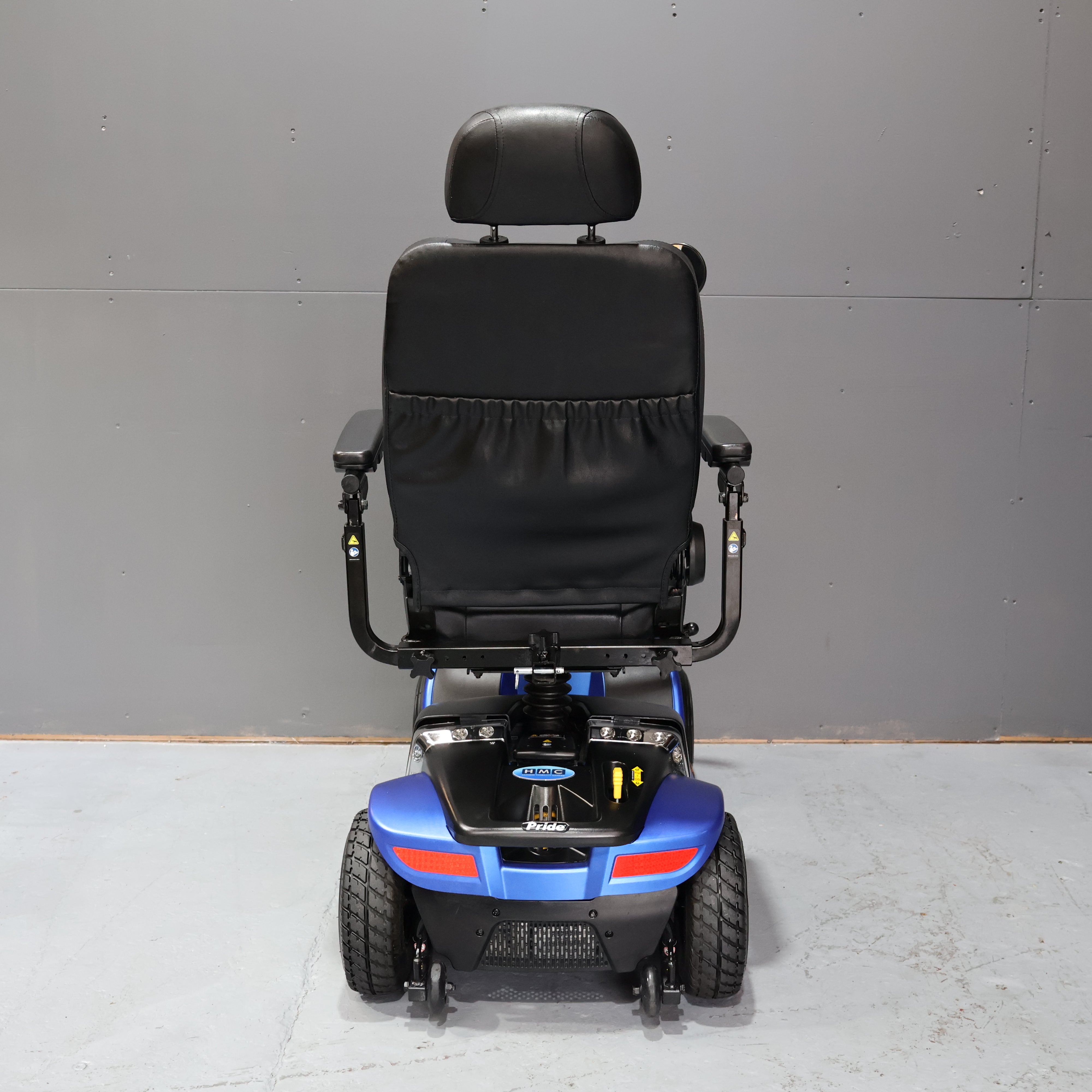 Pride Colt Deluxe 2.0 Mid Size Electric Mobility Scooter 6.25mph - Humber Mobility Centre