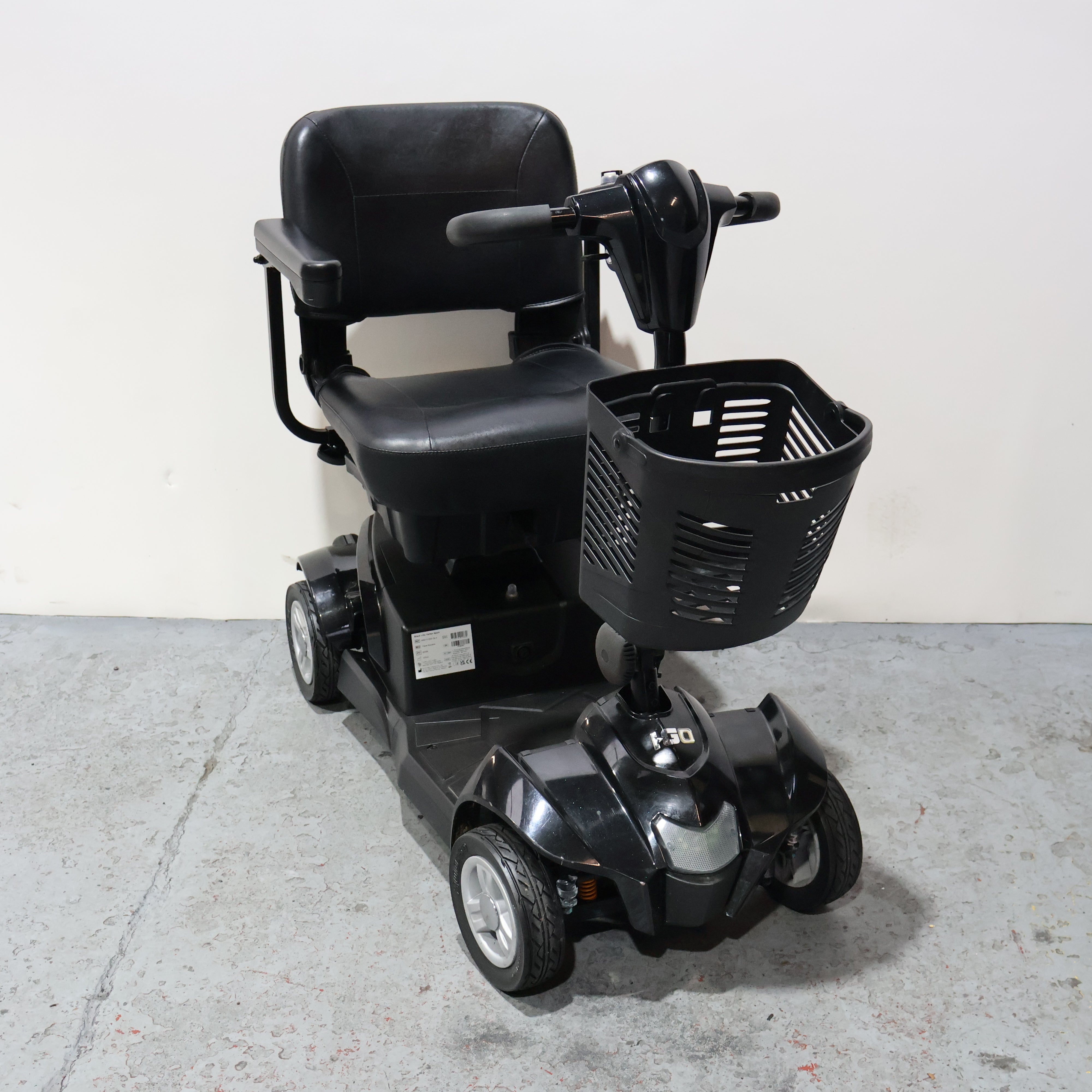 CareCo Black I-Go Vertex Sport Electric Mobility Scooter 4mph