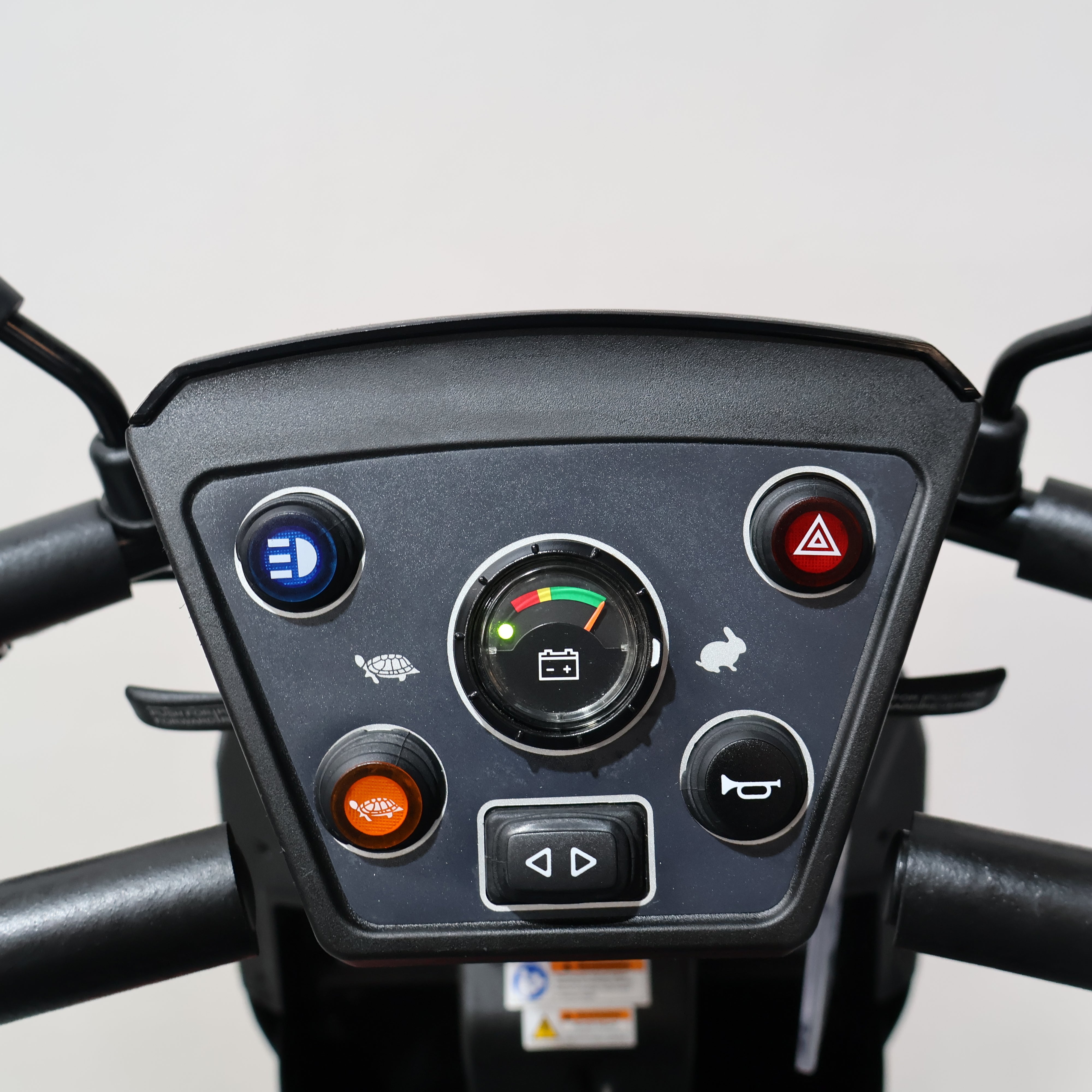 Electric Mobility Vecta Sport 8mph Mobility Scooter - Humber Mobility Centre