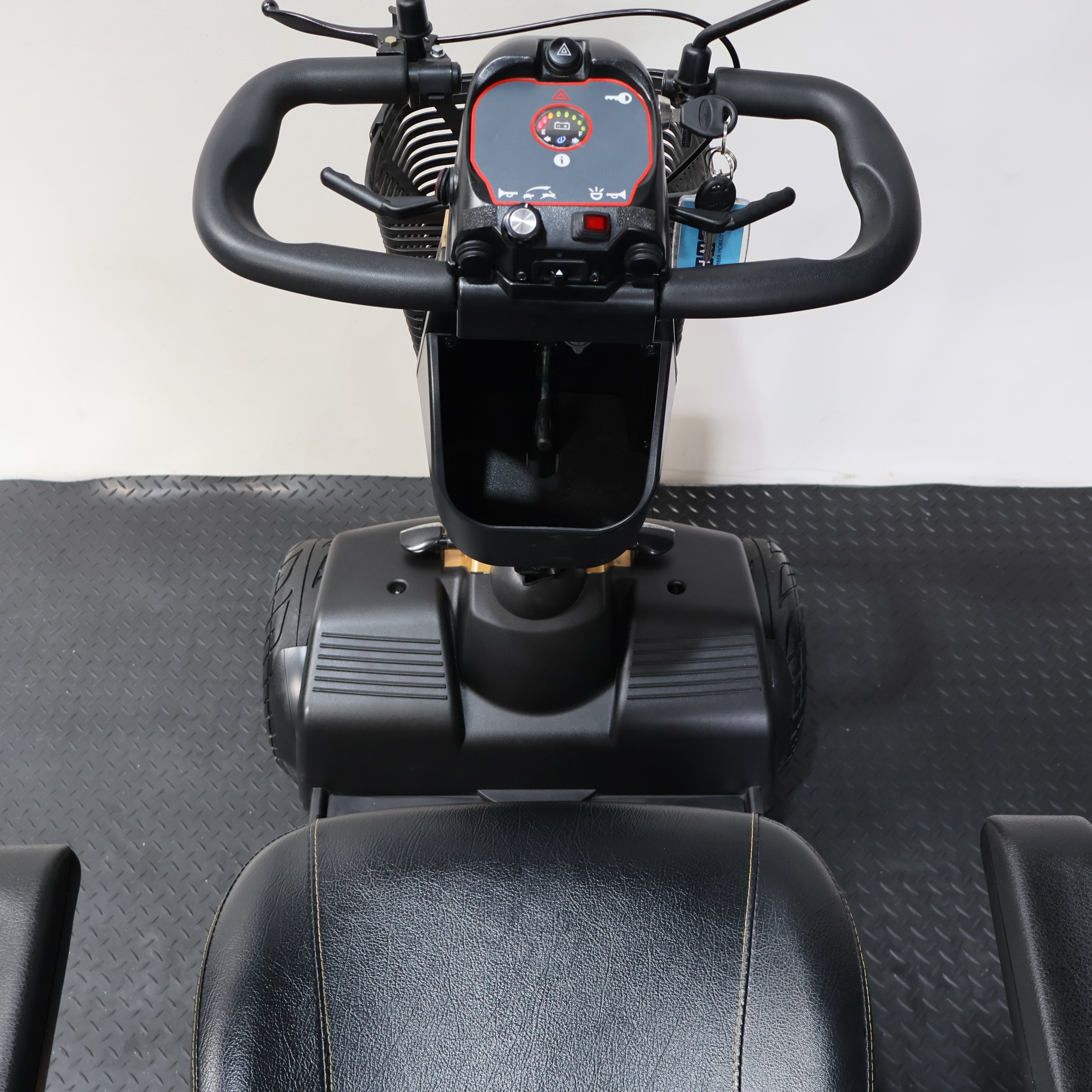 FreeRider FR1 City Luxury Road Safe All Terrain Mobility Scooter 8mph - Humber Mobility Centre