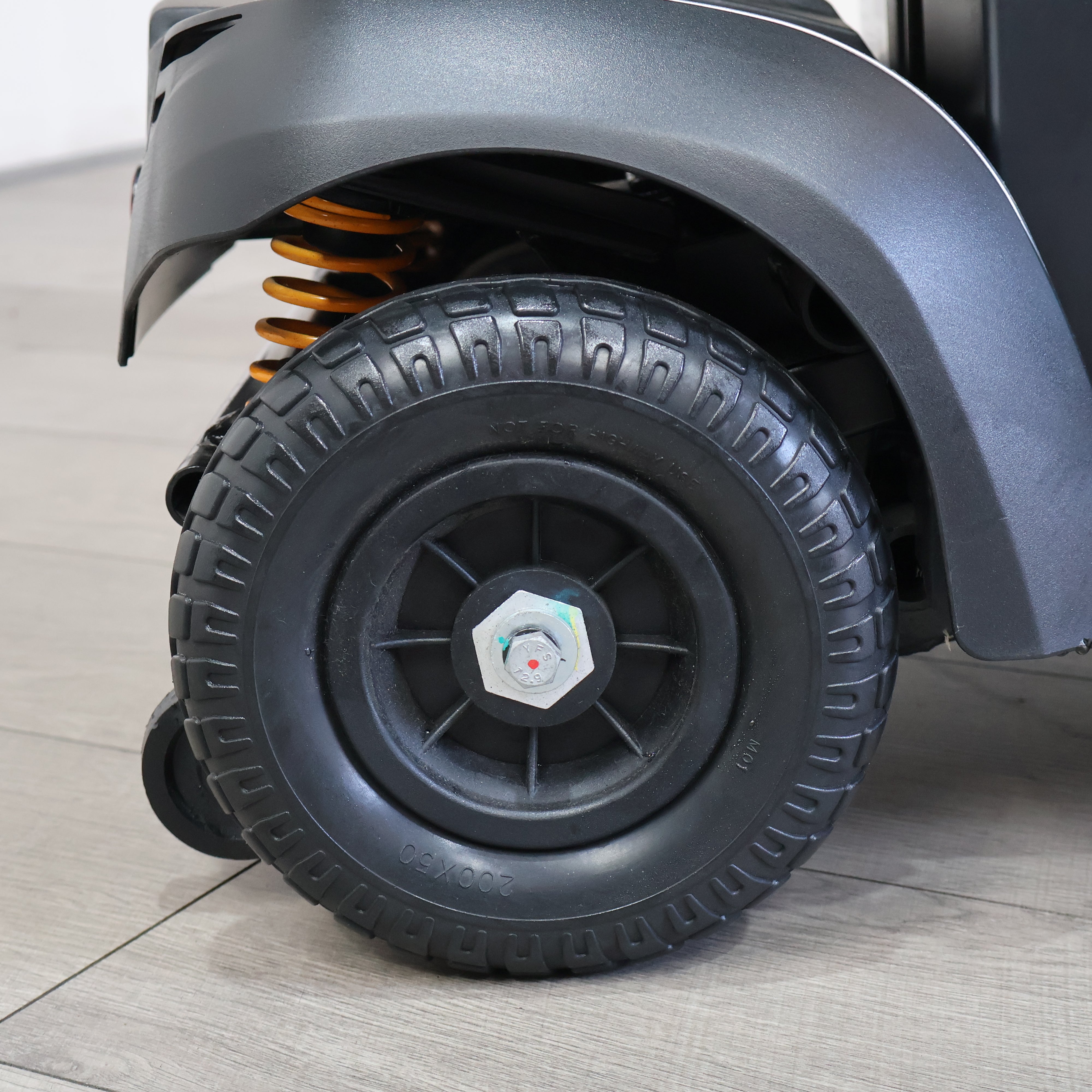 HMC 4 Series Elite 420B Electric Mobility Scooter 8mph - Humber Mobility Centre