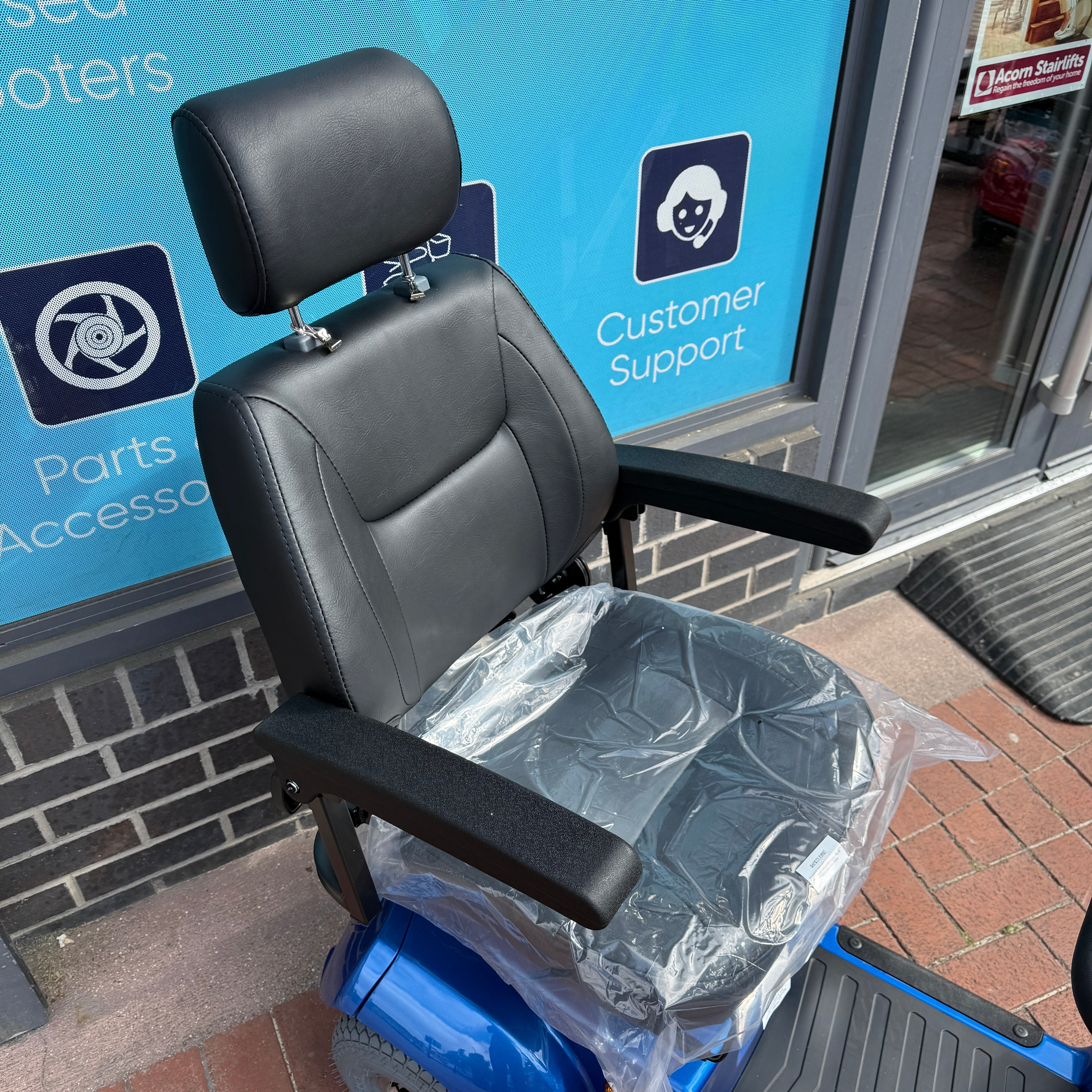 HMC 8 Series Midi 850M Blue Electric Mobility Scooter 8mph - Humber Mobility Centre