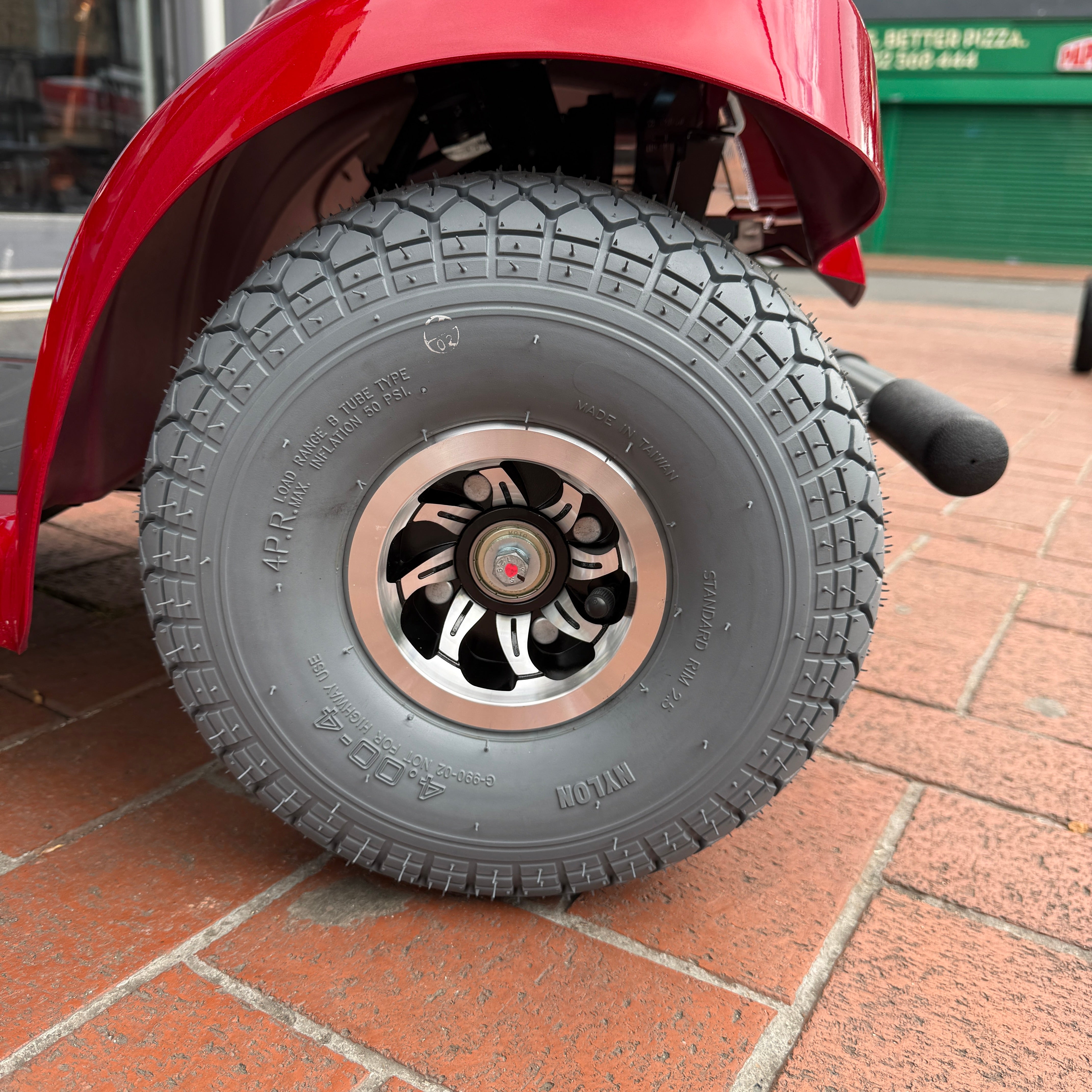 HMC 8 Series Midi 850M Red Electric Mobility Scooter 8mph - Humber Mobility Centre