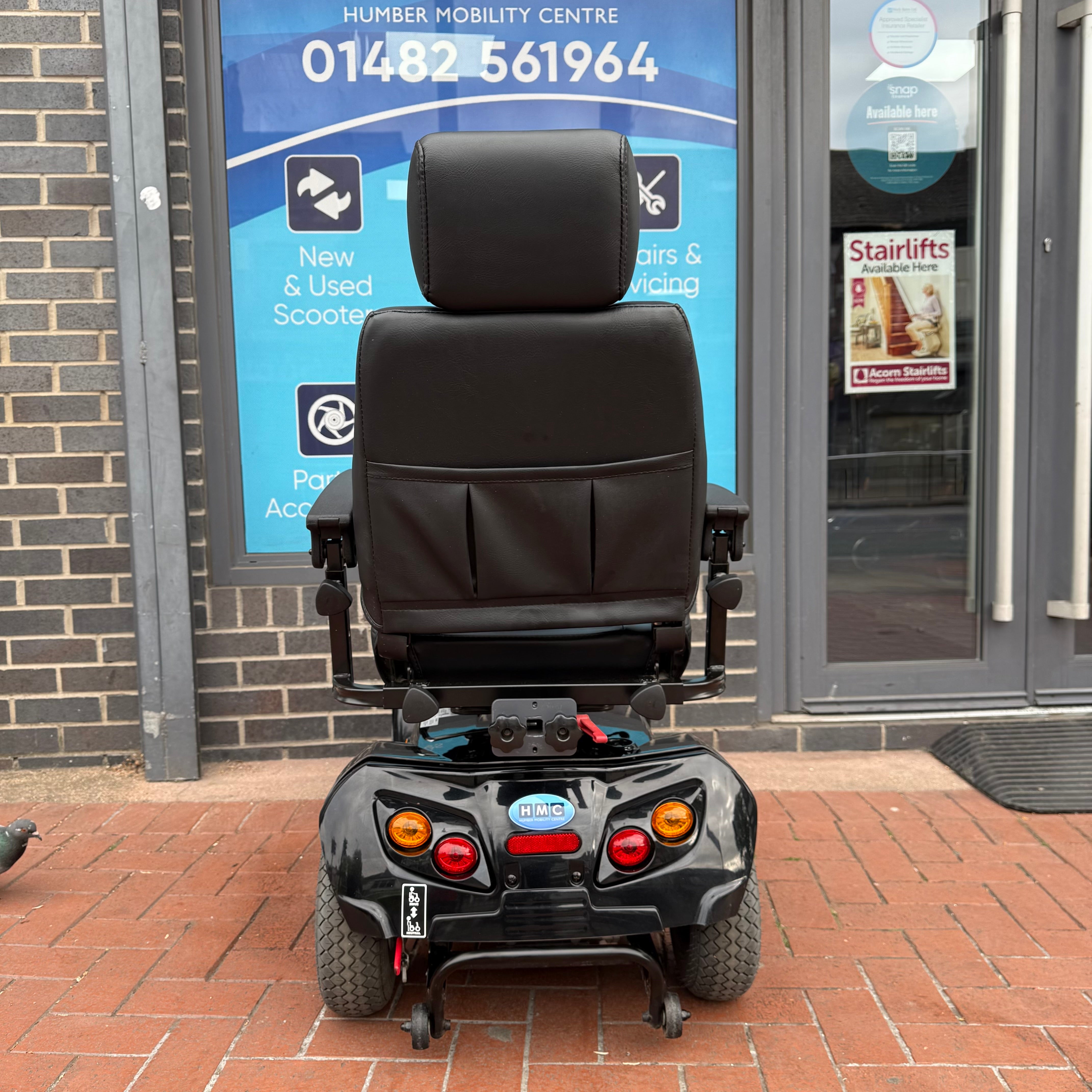 HMC 8 Series Midi 850M Mobility Scooter 8mph Black - Humber Mobility Centre