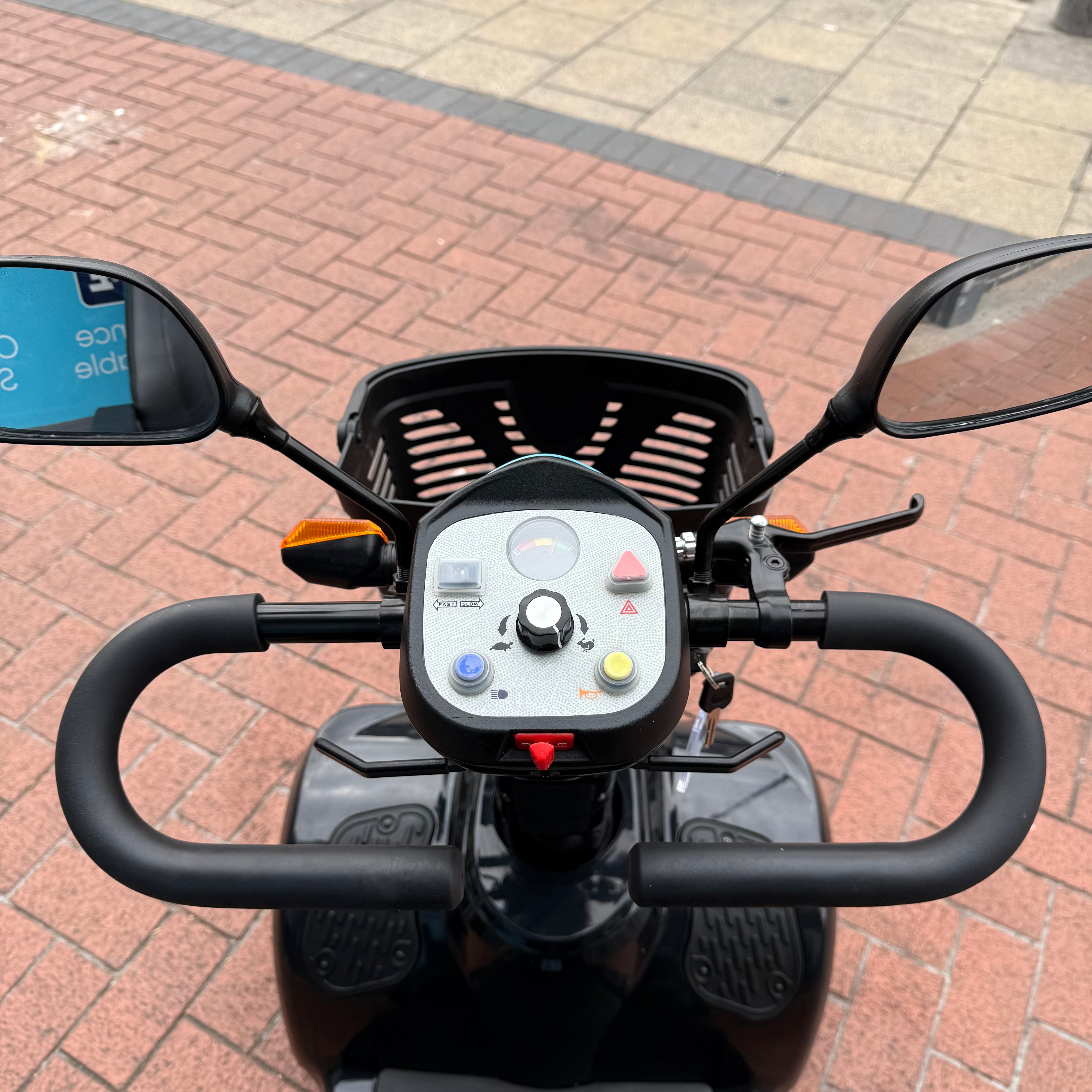 HMC 8 Series Midi 850M Mobility Scooter 8mph Black - Humber Mobility Centre
