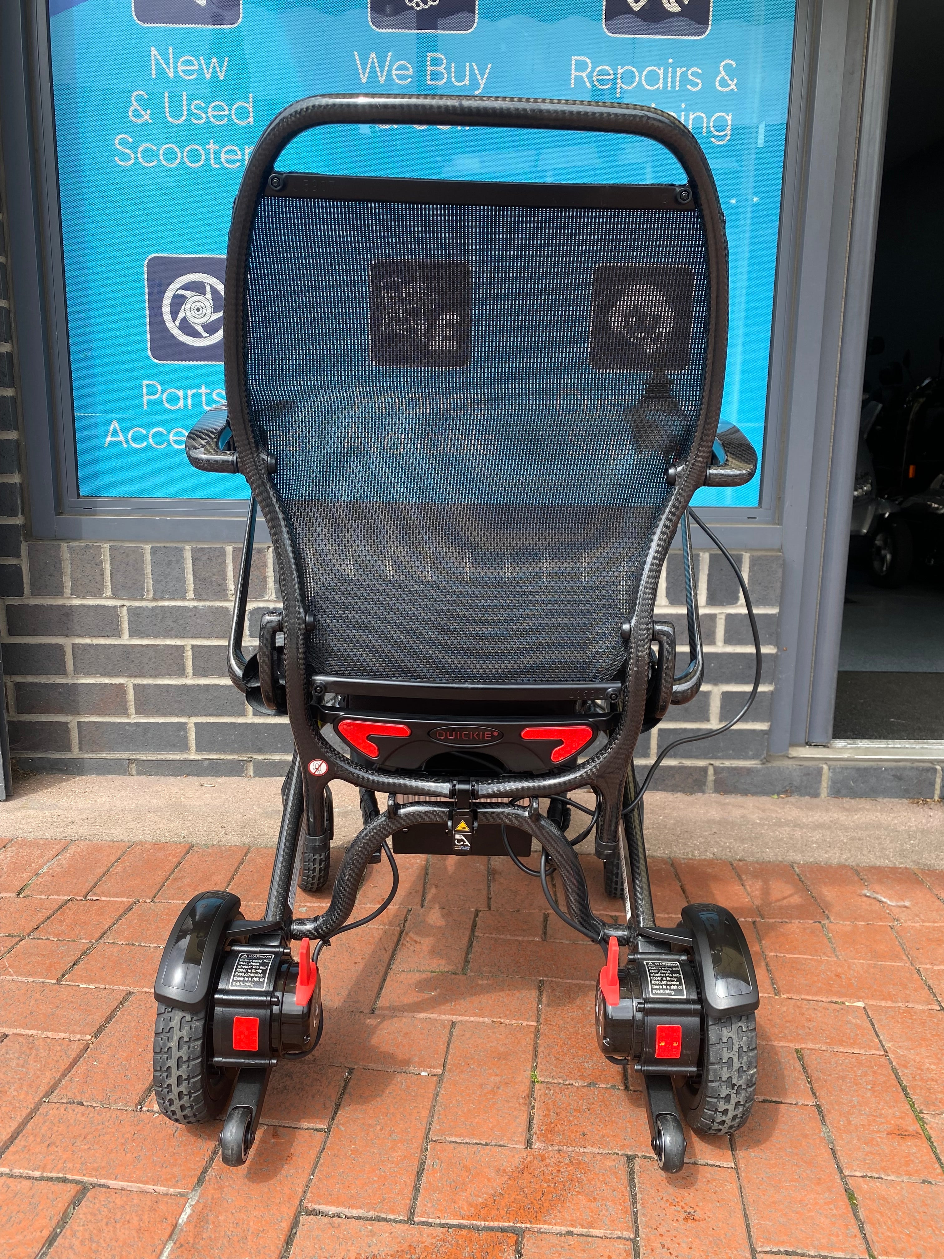 QUICKIE Q50-R CARBON FIBRE LIGHTWEIGHT FOLDING POWER CHAIR