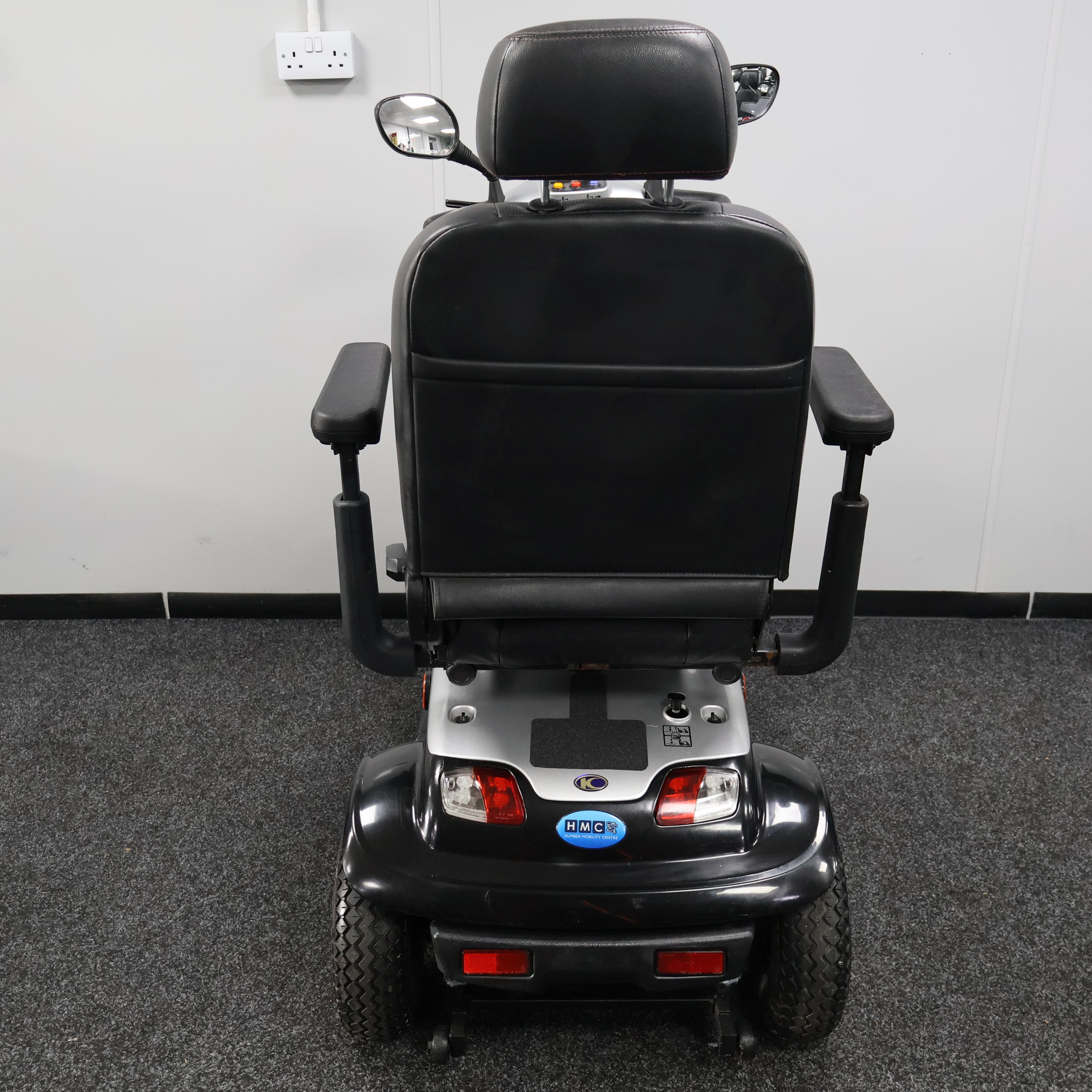 Kymco Maxi XLS Black Electric Mobility Scooter 8mph - Humber Mobility Centre