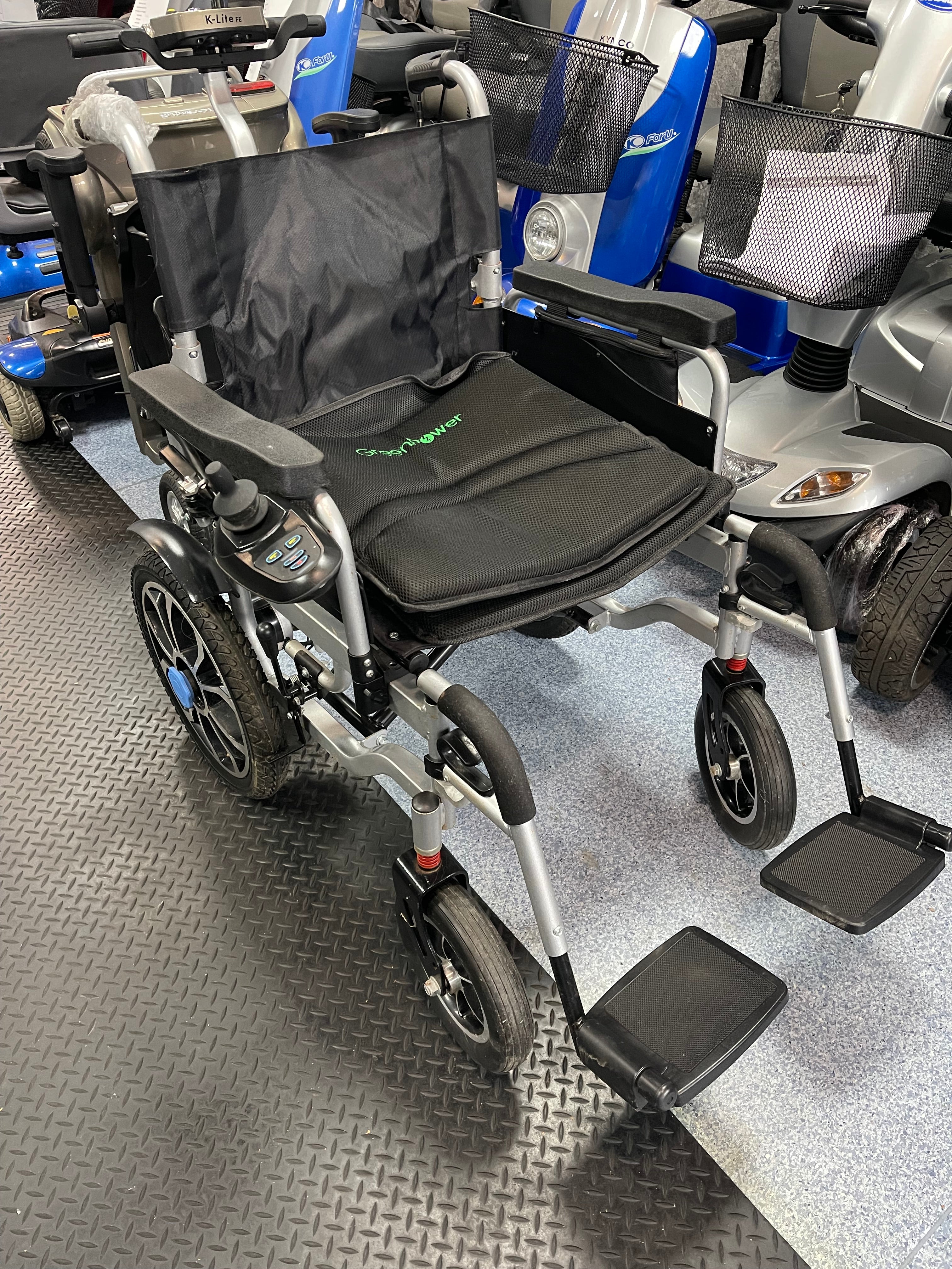 Green power electric power wheel chair WP2000