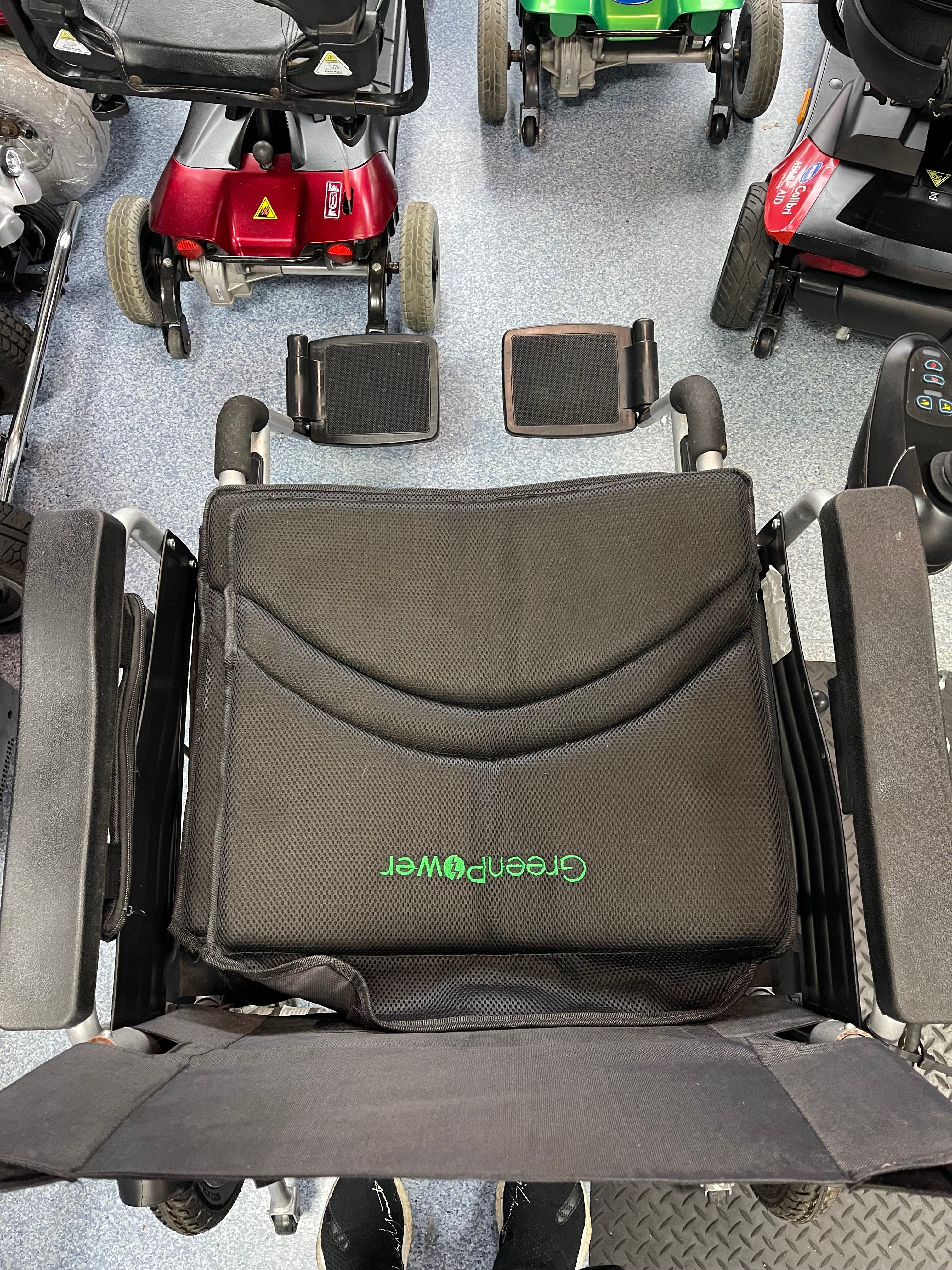 Green power electric power wheel chair WP2000