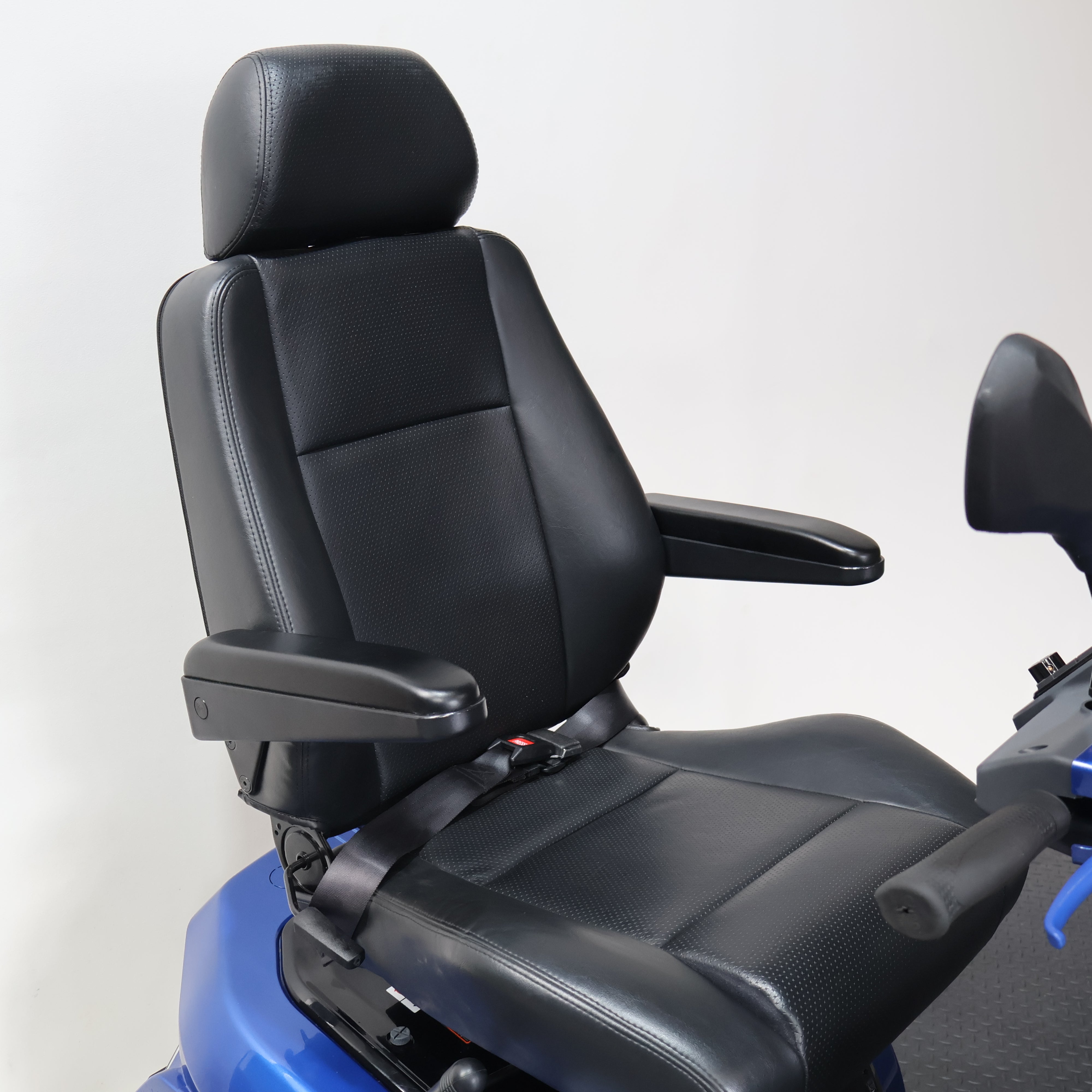 Motion Healthcare Xcursion Mobility Scooter 8mph - Humber Mobility Centre