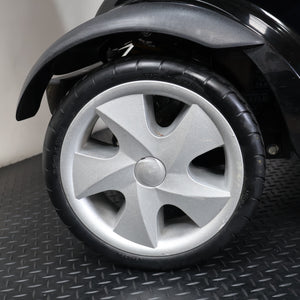 Kymco Maxi XLS Mobility Scooter 8mph - Humber Mobility Centre