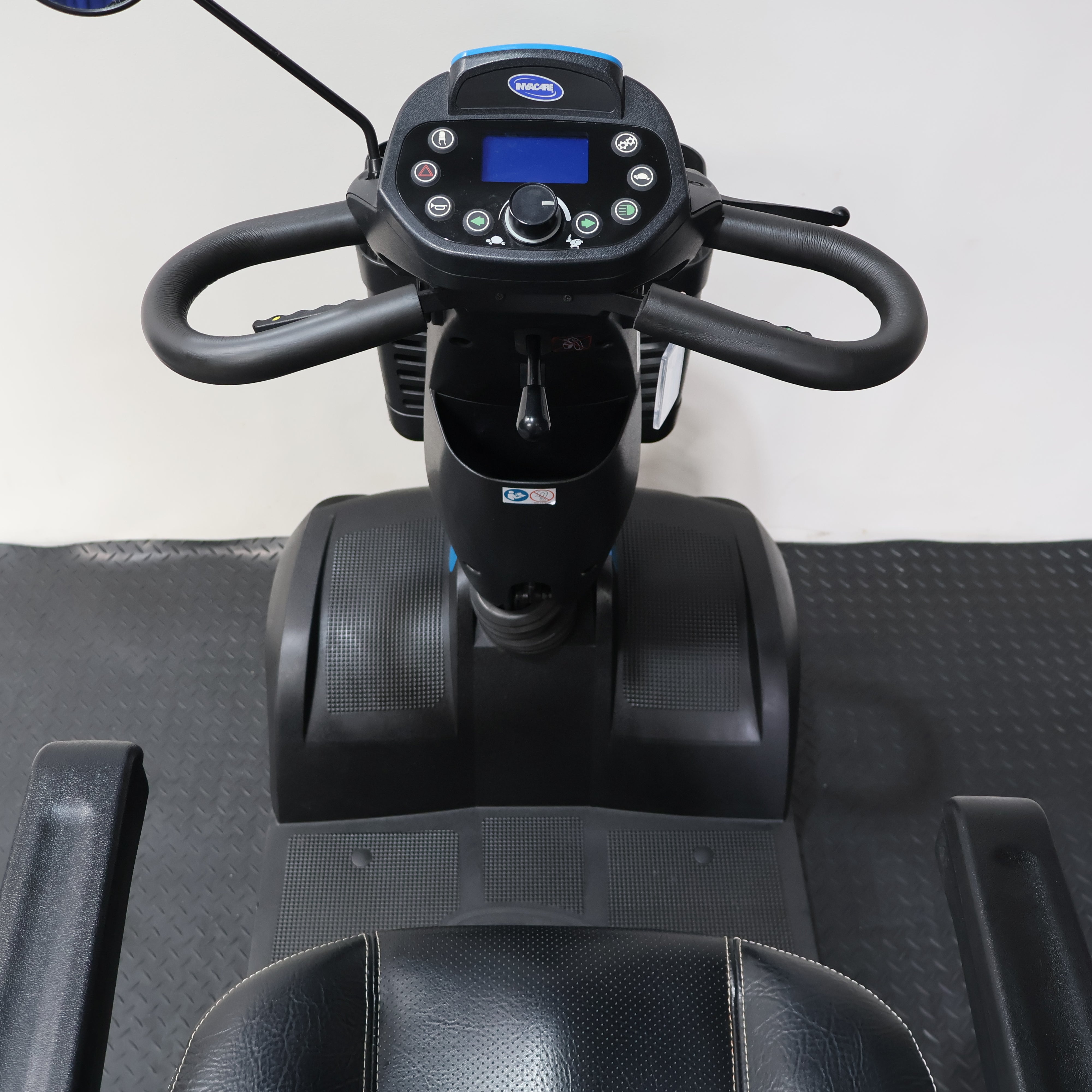 Invacare Comet Pro 8mph Mobility Scooter - Humber Mobility Centre