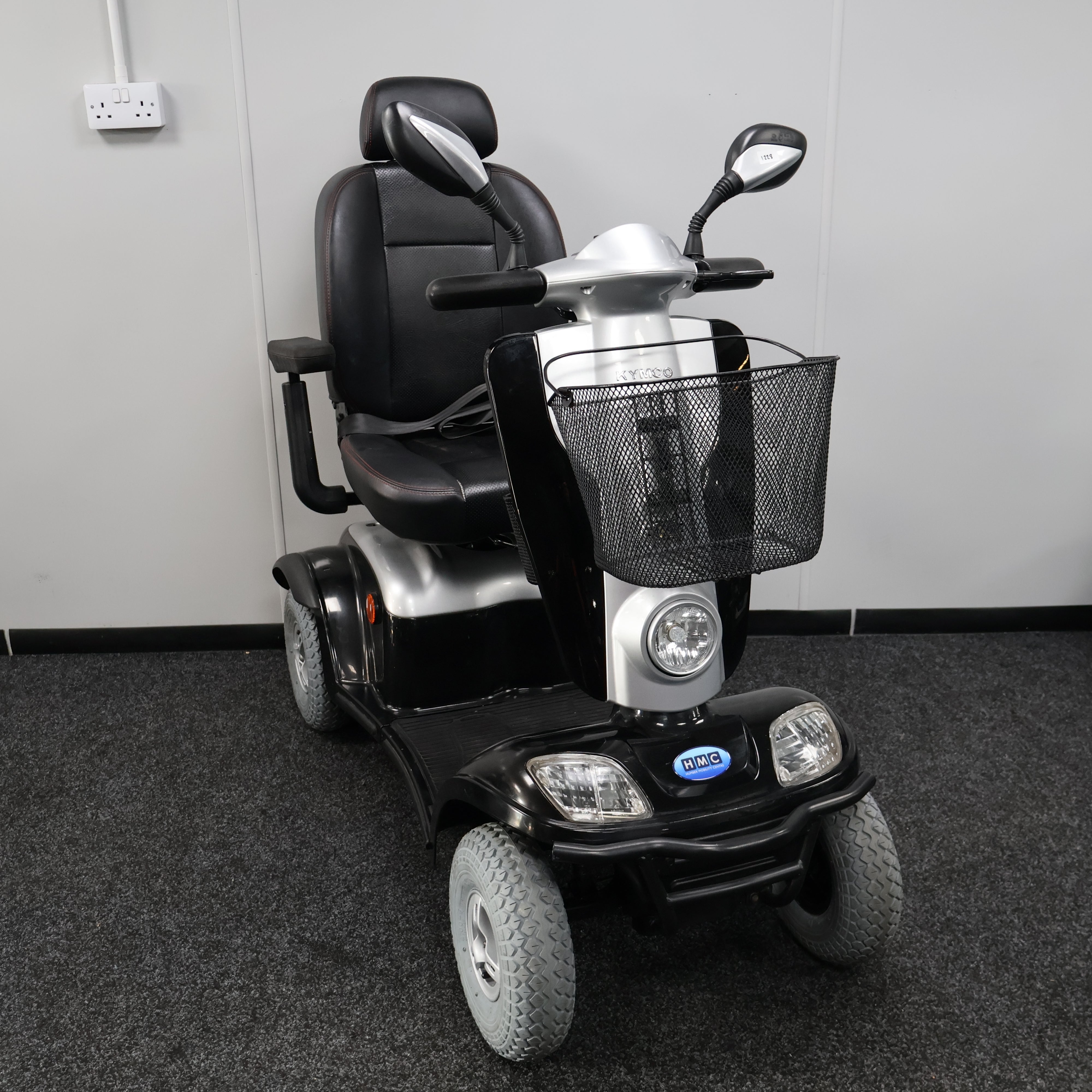 Kymco Maxi XLS Black Electric Mobility Scooter 8mph - Humber Mobility Centre