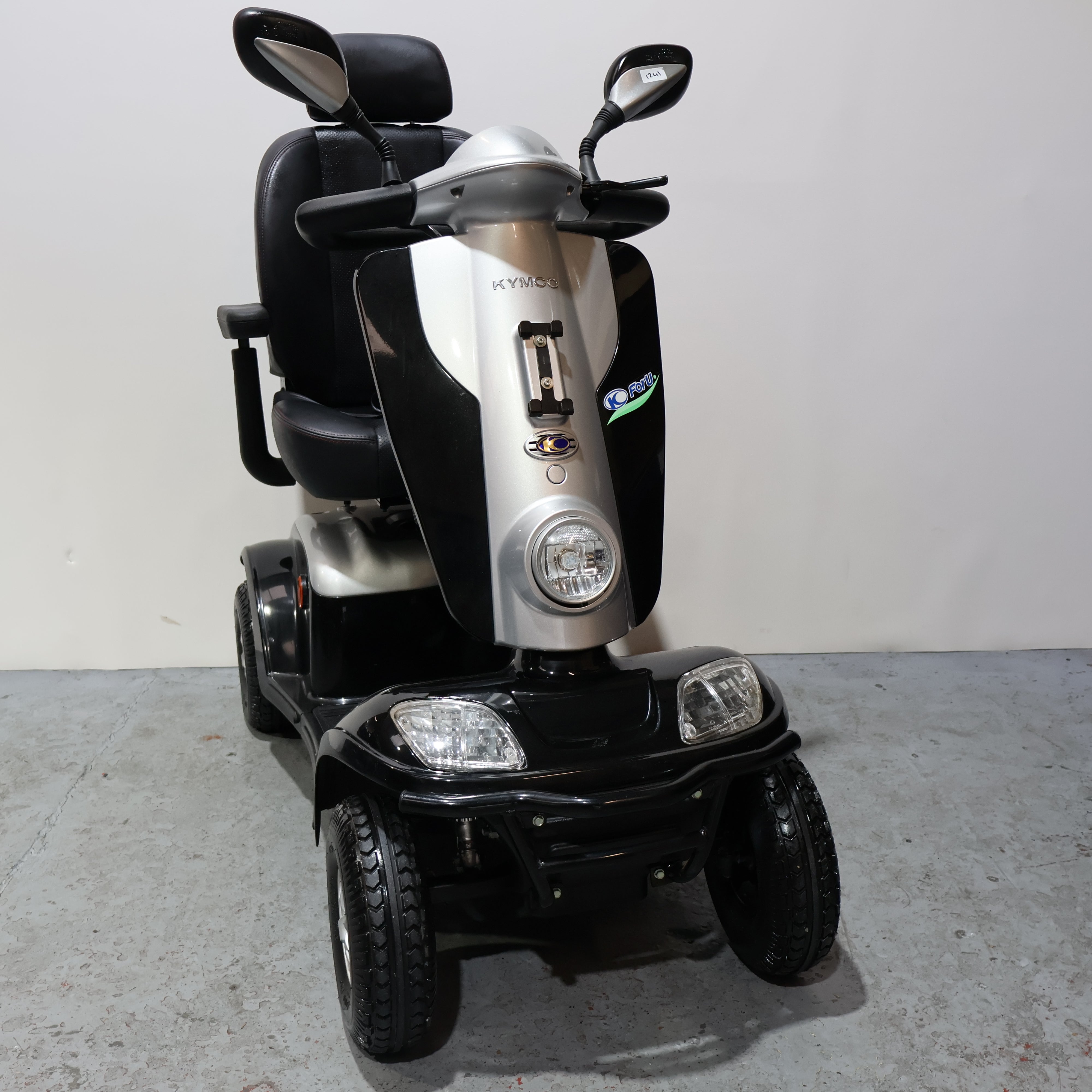 Kymco Maxi XLS Mobility Scooter Black 8mph