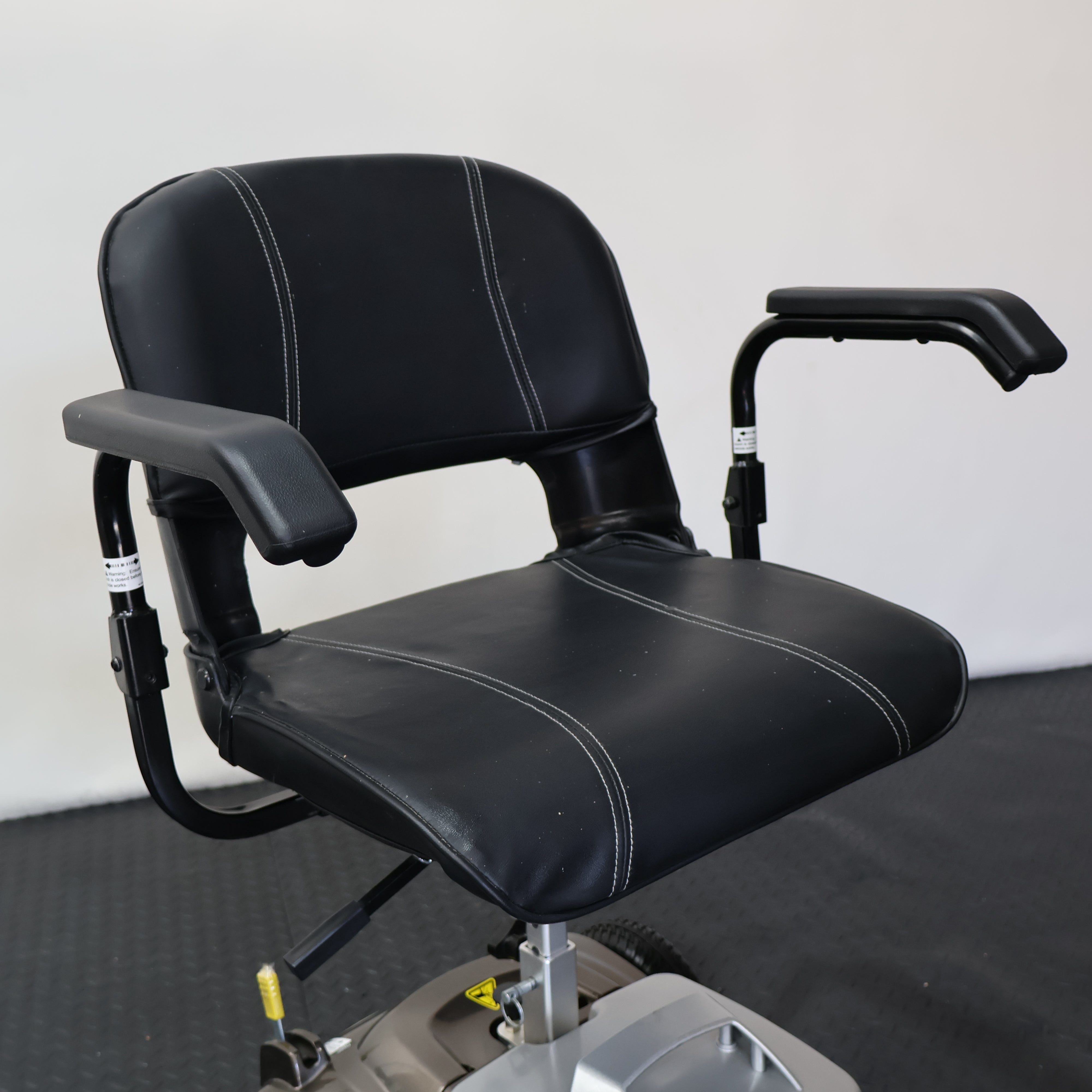 One Rehab Illusion Ultra Lightweight Portable Electric Mobility Scooter 4mph - Humber Mobility Centre