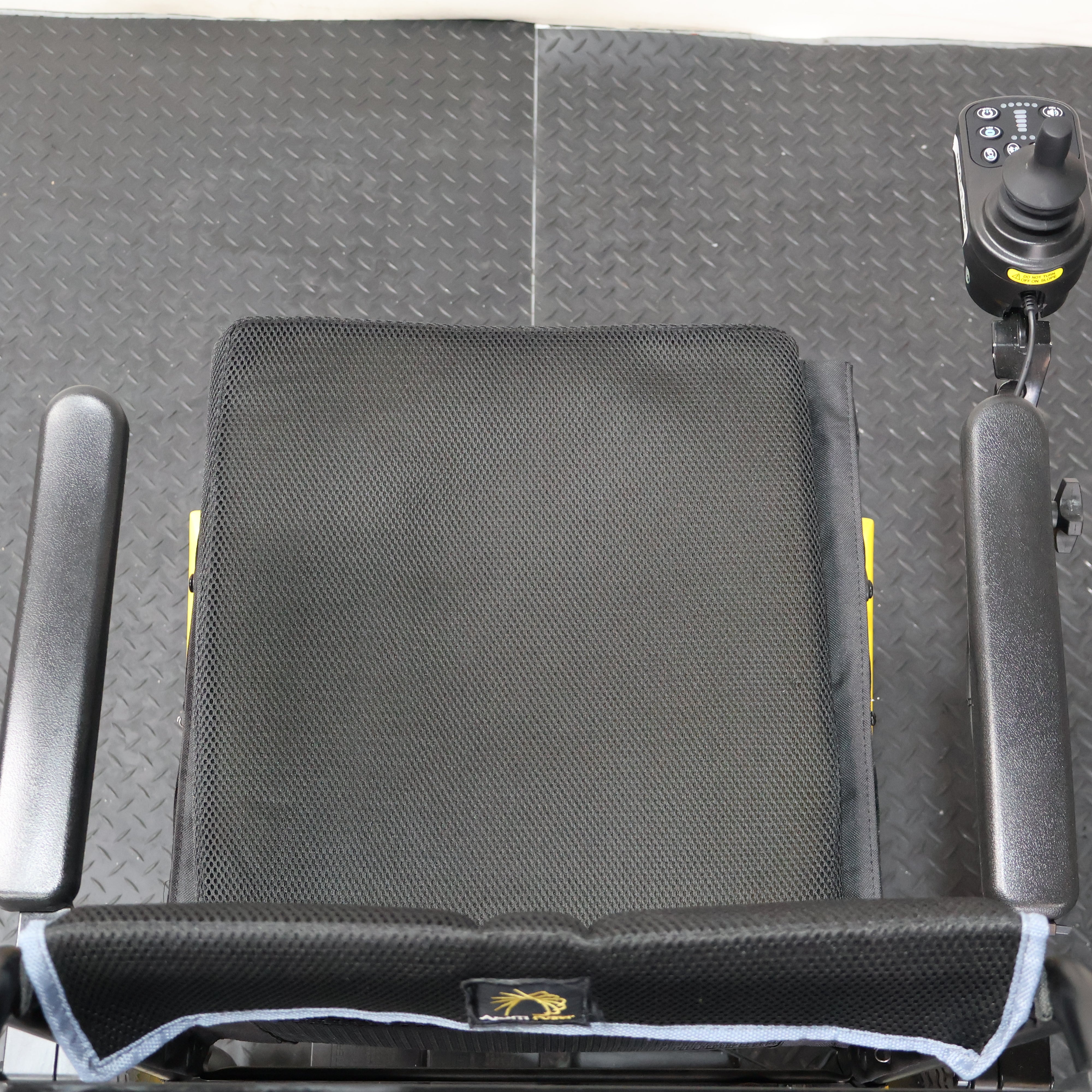 Scooterpac Atom Power Lightweight Folding Powerchair - Humber Mobility Centre