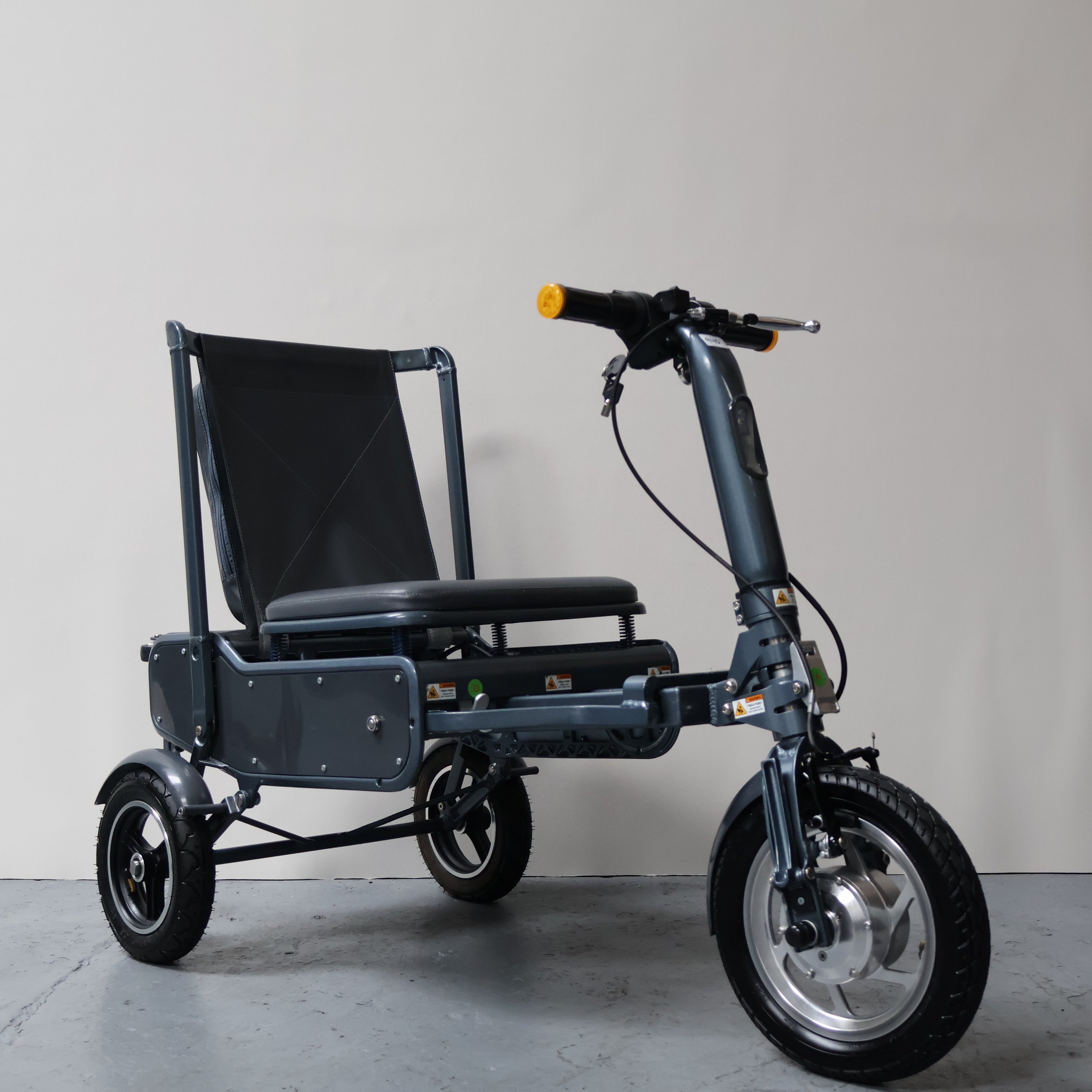 eFOLDi MK 1.5 Folding Car Boot Portable Mobility Scooter Buggy 17 KGS